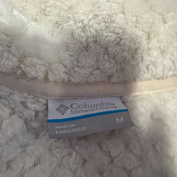 White Columbia quarter zip sweatshirt - Picture 2 of 2